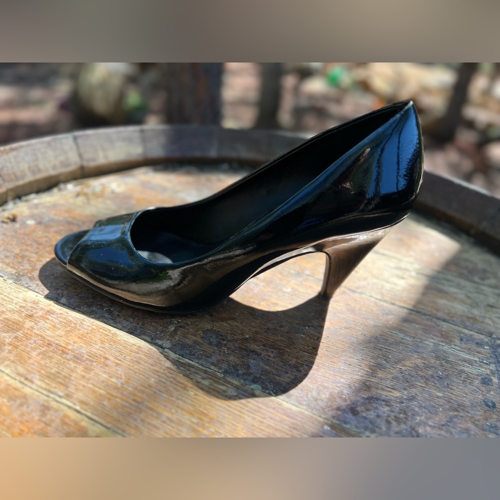 INC Gabriella Black Patent Leather peep toe 3" heels size 9.5 M - Picture 4 of 8